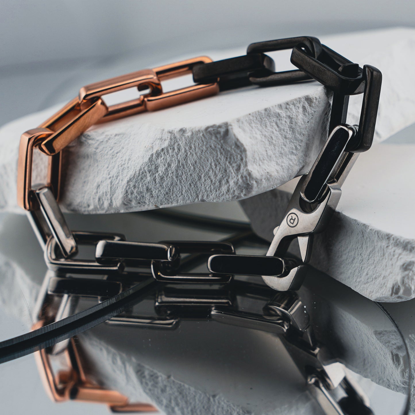 The Chain Link Chain (BLACK,SILVER,GOLD)